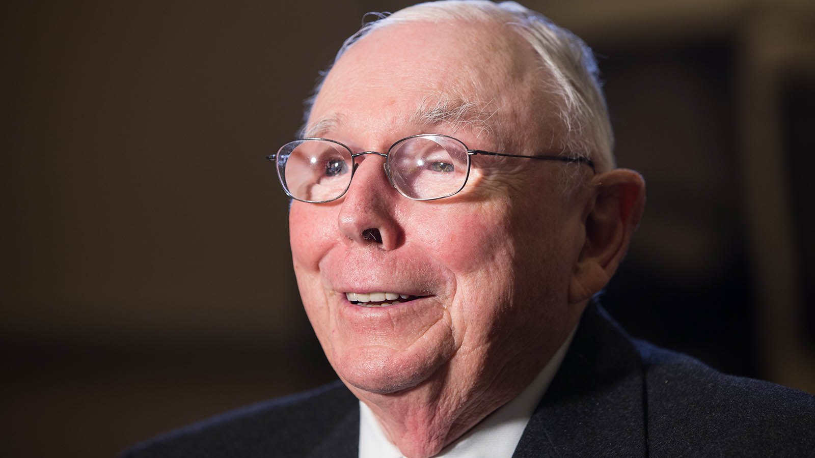 3 Stocks Charlie Munger Believes Can Survive These Economic Headwinds