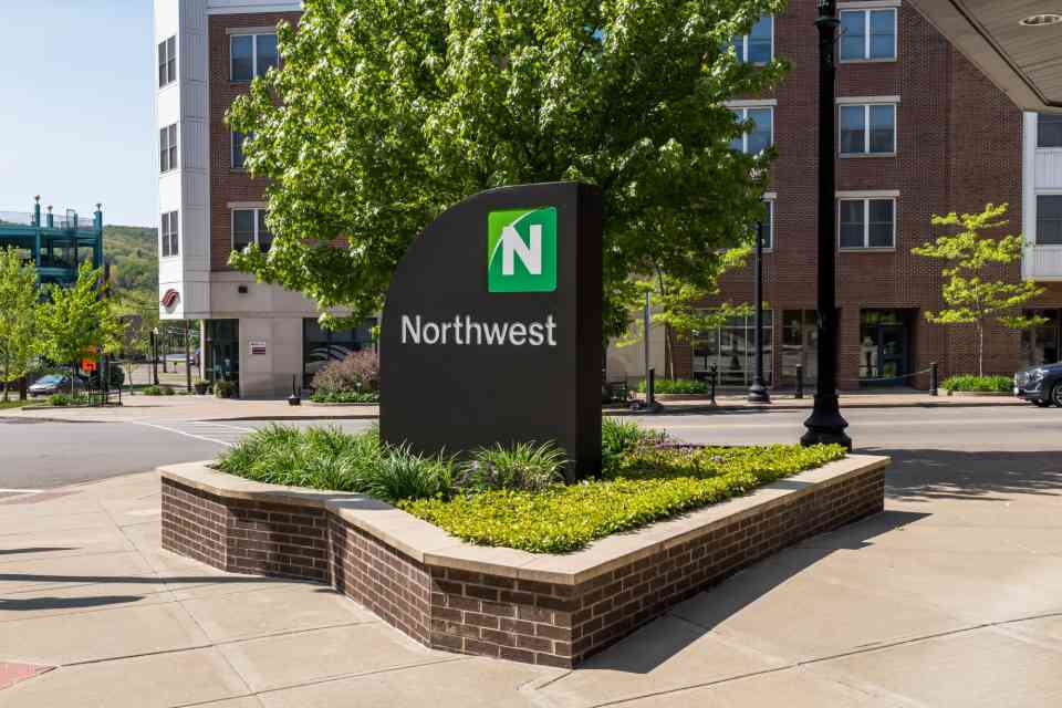 CFO of Northwest Bancshares and Northwest Bank Retires