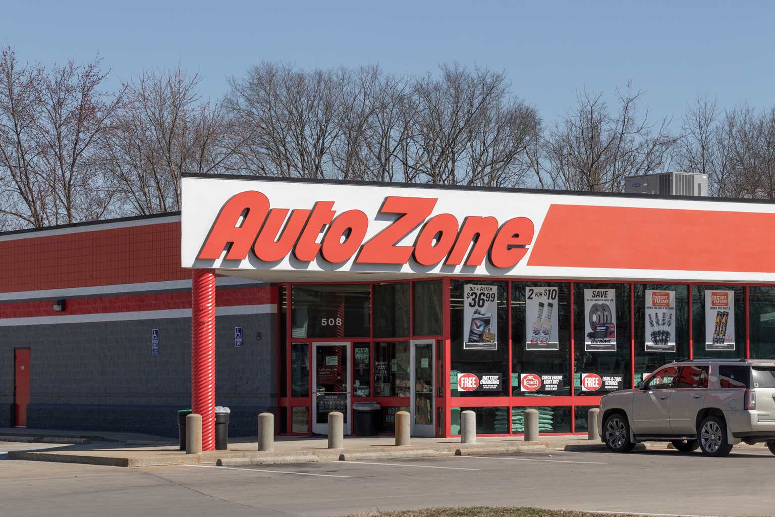 AutoZone: Running On All Cylinders