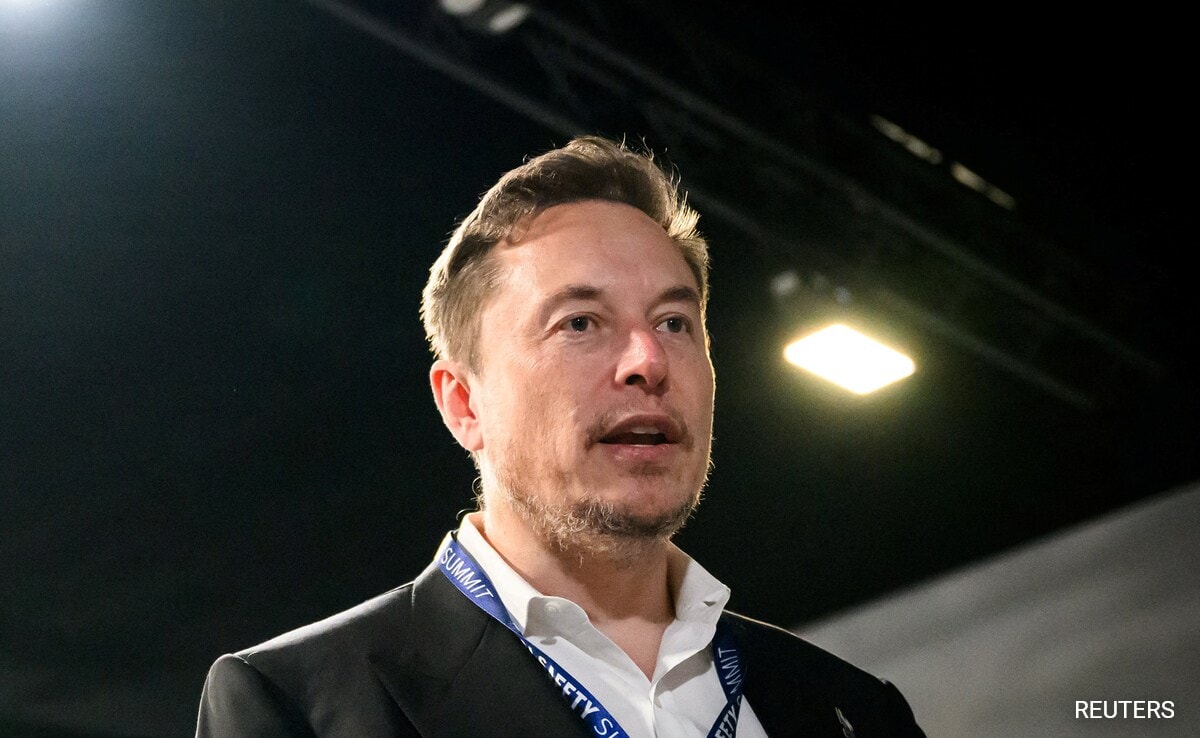 Elon Musk Once Used To Sleep On Tesla Factory Floor. Here''s Why