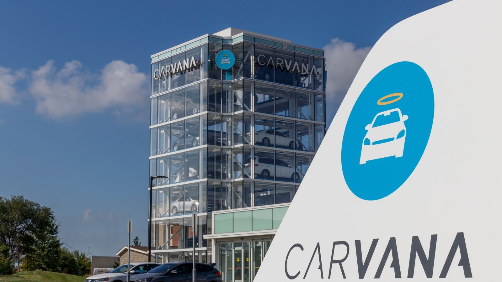 CVNA Stock Alert: Carvana Receives S&P Global Ratings Upgrade