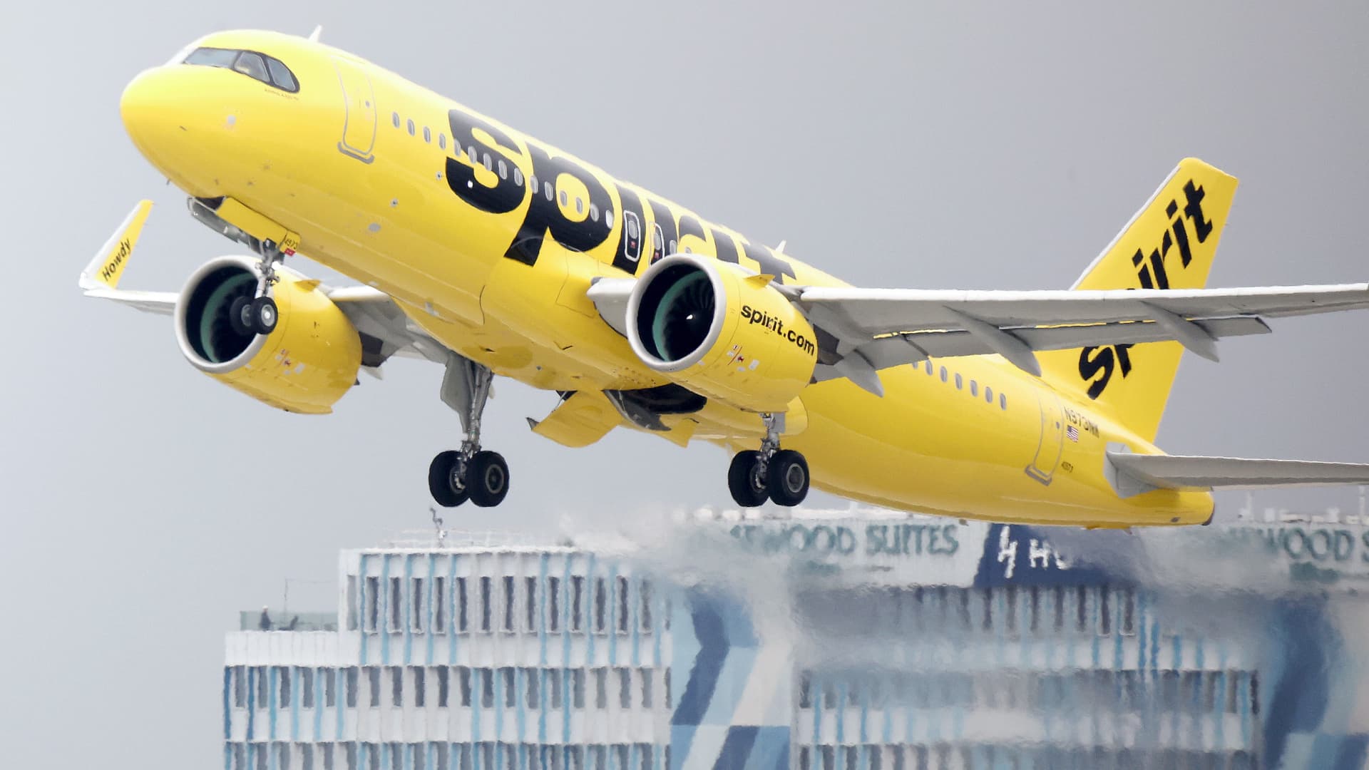 Spirit Airlines offers buyouts to salaried employees to cut costs
