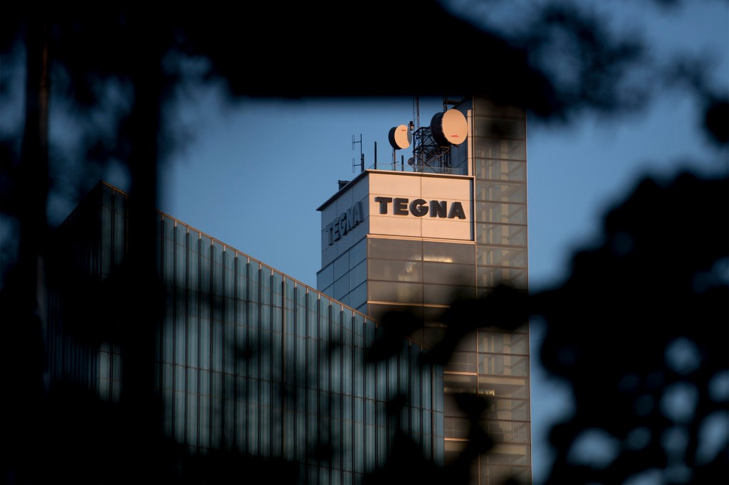 TV station operator Tegna scraps $8.6B merger with hedge fund