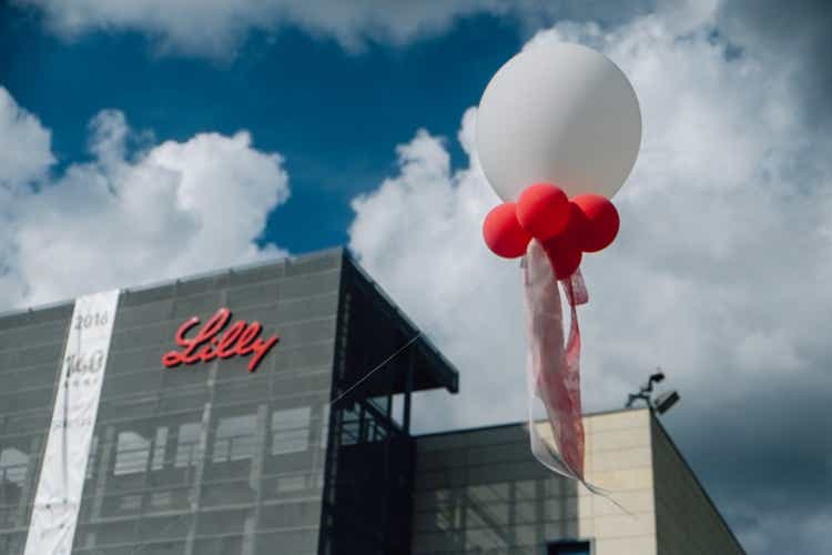 Eli Lilly beats Johnson & Jonson to become world''s most valuable drugmaker
