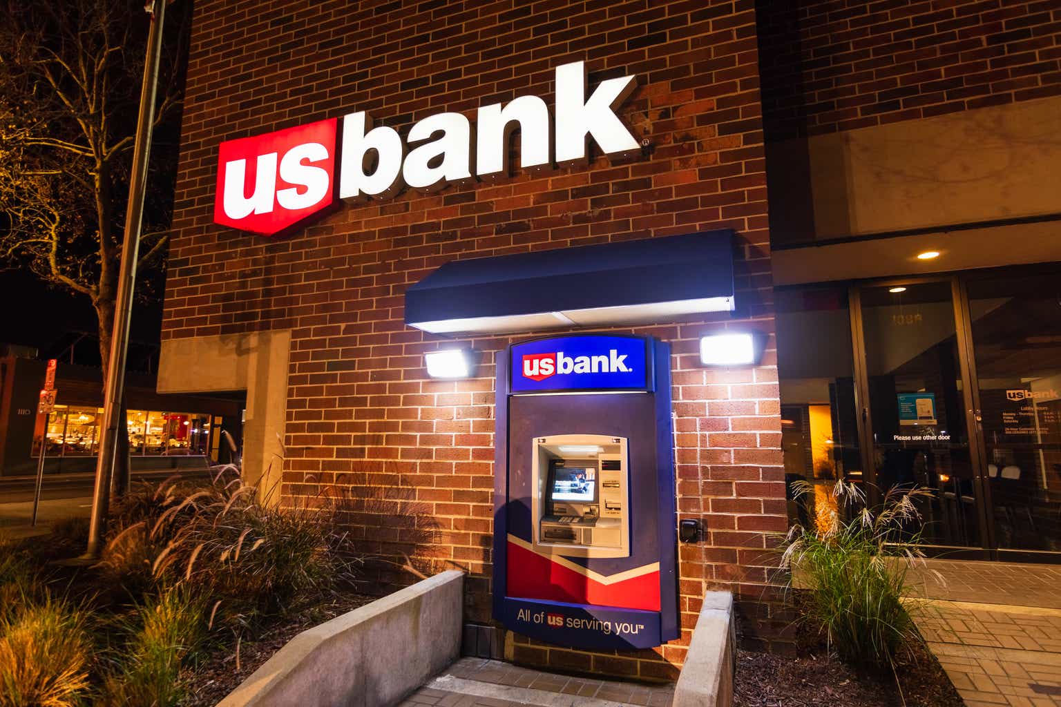 U.S. Bancorp Marking Time In A Banking Sector That''s Still Out Of Favor