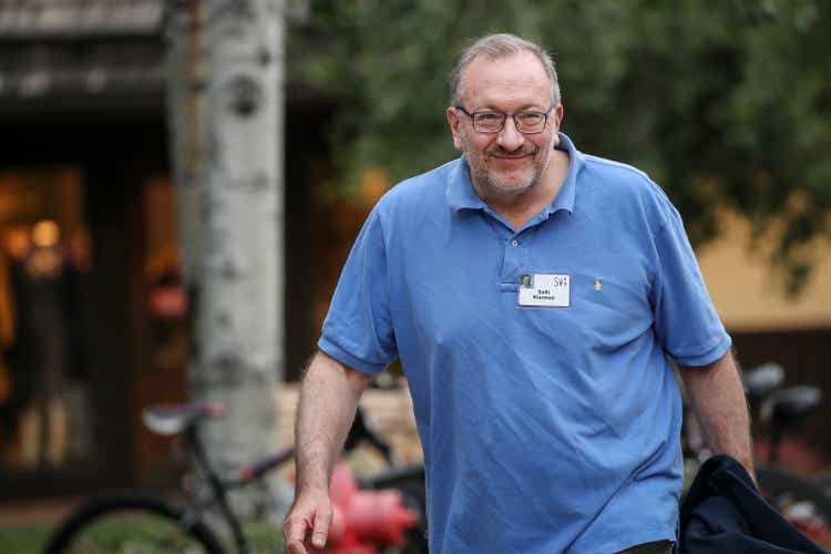 Seth Klarman''s Baupost exits Amazon, Union Pacific in Q3; takes in Tower Semi, Jacobs