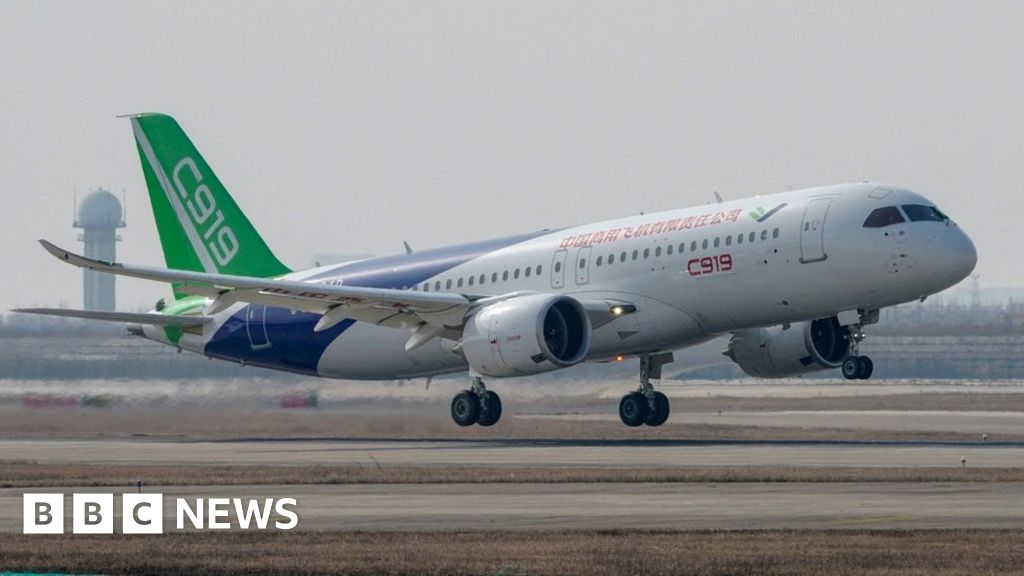 China''s C919 passenger plane makes maiden flight