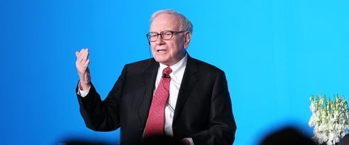 Is Warren Buffetts Favorite Energy Stock Overhyped?